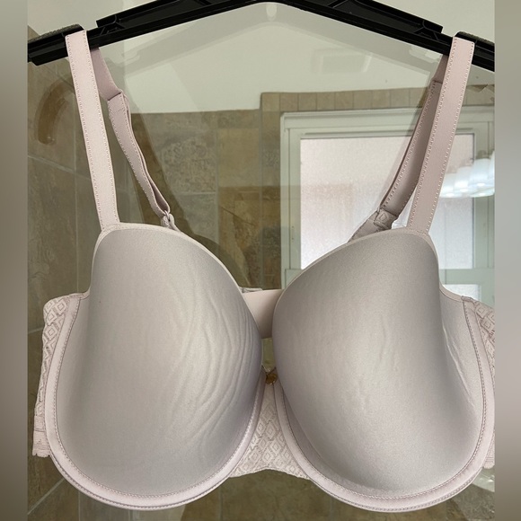 Chantelle 34G/34DDDD Lucie Lace Demi T-Shirt Bra NWOT - Picture 6 of 8